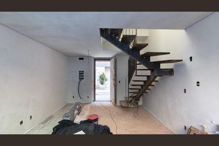 Sala de casa à venda com 2 quartos, 110m² em Vila Mariana, São Paulo
