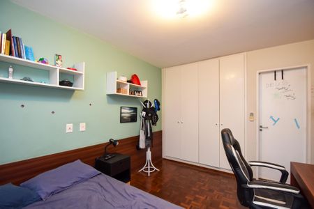Apartamento à venda com 185m², 3 quartos e 2 vagassuite 2