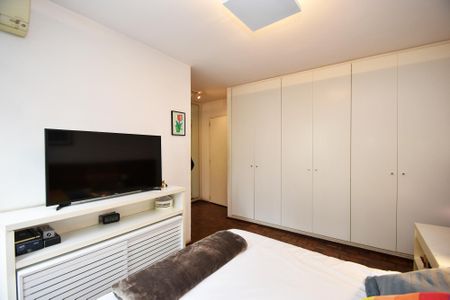 Apartamento à venda com 185m², 3 quartos e 2 vagassuite 3
