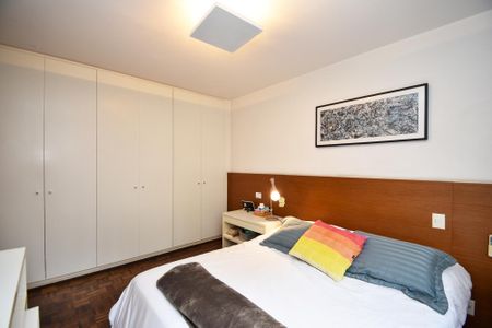 Apartamento à venda com 185m², 3 quartos e 2 vagassuite 3