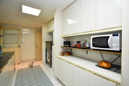 Apartamento à venda com 185m², 3 quartos e 2 vagascozinha