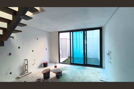 Casa à venda com 2 quartos, 110m² em Vila Mariana, São Paulo
