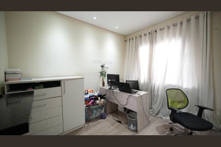 Casa à venda com 110m², 3 quartos e 2 vagasQuarto 2