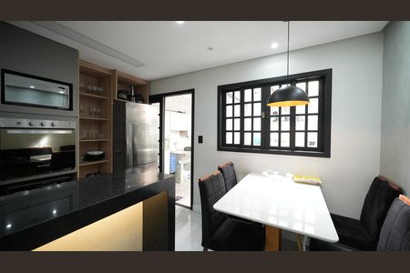 Casa à venda com 110m², 3 quartos e 2 vagasCozinha