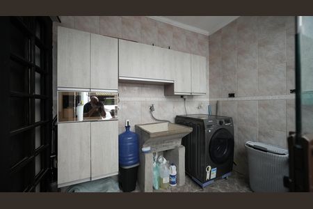 Casa à venda com 110m², 3 quartos e 2 vagasÁrea de Serviço