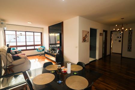 Apartamento à venda com 2 quartos, 90m² em Santana, Porto Alegre
