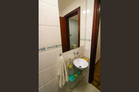 Apartamento à venda com 90m², 2 quartos e 1 vaga Apartamento à venda com 90m², 2 quartos e 1 vagaBanheiro de serviço