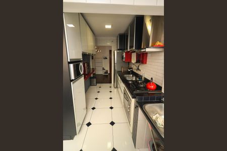 Apartamento à venda com 90m², 2 quartos e 1 vaga Apartamento à venda com 90m², 2 quartos e 1 vagaCozinha e Área de Serviço