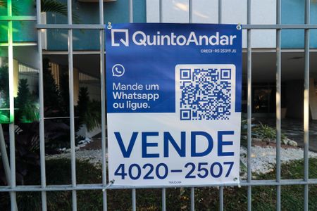 Apartamento à venda com 90m², 2 quartos e 1 vaga Apartamento à venda com 90m², 2 quartos e 1 vagaPlaca