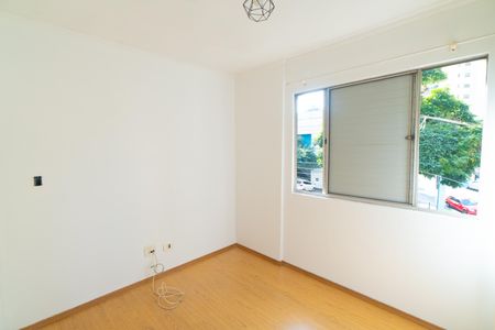 Quarto 2 de apartamento para alugar com 2 quartos, 60m² em Vila Mascote, São Paulo