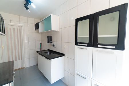 Apartamento para alugar com 60m², 2 quartos e 1 vaga Apartamento para alugar com 60m², 2 quartos e 1 vagaCozinha e Área de Serviço