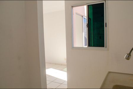 Casa de condomínio à venda com 76m², 2 quartos e 2 vagas Casa de condomínio à venda com 76m², 2 quartos e 2 vagasCozinha