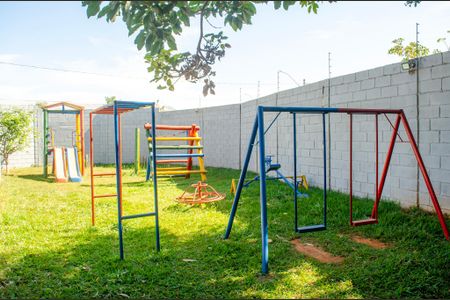 Área comum - Playground de casa de condomínio à venda com 2 quartos, 76m² em Residencial Brisas do Cerrado, Goiânia
