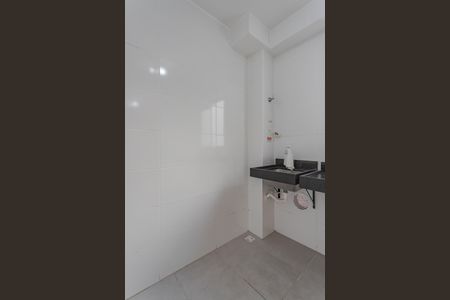 Cozinha e Área de Serviço de apartamento para alugar com 2 quartos, 50m² em Mário Quintana, Porto Alegre