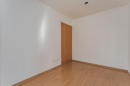 Sala de apartamento para alugar com 2 quartos, 50m² em Mário Quintana, Porto Alegre