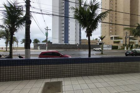 Vista de kitnet/studio para alugar com 0 quarto, 39m² em Guilhermina, Praia Grande
