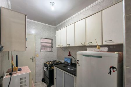 Cozinha de kitnet/studio para alugar com 0 quarto, 39m² em Guilhermina, Praia Grande