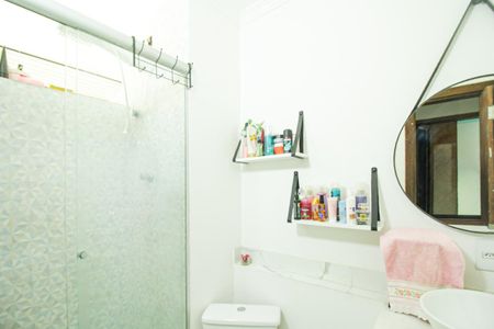 Apartamento à venda com 44m², 2 quartos e 1 vaga Apartamento à venda com 44m², 2 quartos e 1 vagaBanheiro