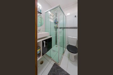Banheiro de apartamento para alugar com 1 quarto, 40m² em Vila Araguaia, São Paulo