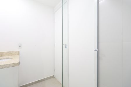 Banheiro de apartamento para alugar com 1 quarto, 24m² em Vila Leopoldina, São Paulo