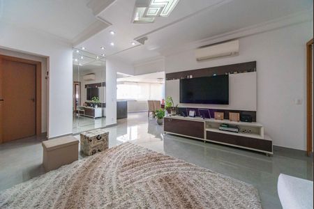 Apartamento à venda com 126m², 3 quartos e 3 vagas Apartamento à venda com 126m², 3 quartos e 3 vagasSala