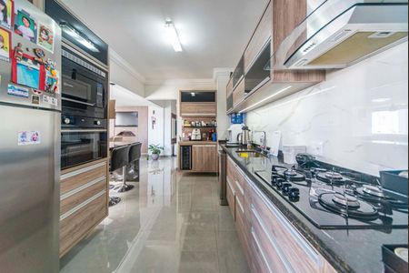 Apartamento à venda com 126m², 3 quartos e 3 vagas Apartamento à venda com 126m², 3 quartos e 3 vagasCozinha