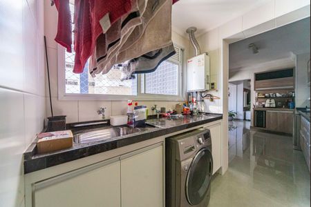 Apartamento à venda com 126m², 3 quartos e 3 vagas Apartamento à venda com 126m², 3 quartos e 3 vagasÁrea de Serviço