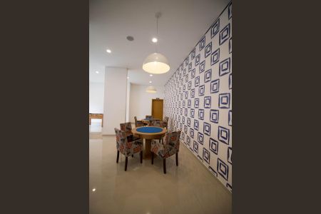 Apartamento à venda com 126m², 3 quartos e 3 vagas Apartamento à venda com 126m², 3 quartos e 3 vagasSala de Jogos