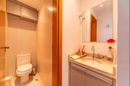 Apartamento à venda com 126m², 3 quartos e 3 vagas Apartamento à venda com 126m², 3 quartos e 3 vagasLavabo