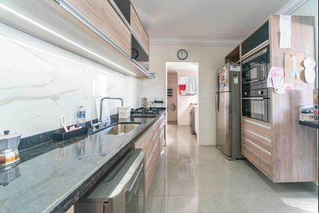 Apartamento à venda com 126m², 3 quartos e 3 vagas Apartamento à venda com 126m², 3 quartos e 3 vagasCozinha