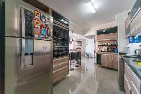 Apartamento à venda com 126m², 3 quartos e 3 vagas Apartamento à venda com 126m², 3 quartos e 3 vagasCozinha