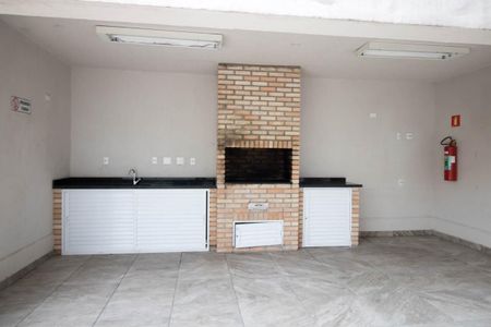 Apartamento à venda com 126m², 3 quartos e 3 vagas Apartamento à venda com 126m², 3 quartos e 3 vagasÁrea comum - Churrasqueira