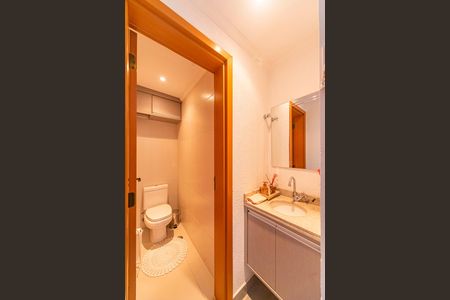 Apartamento à venda com 126m², 3 quartos e 3 vagas Apartamento à venda com 126m², 3 quartos e 3 vagasLavabo