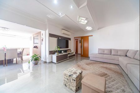 Apartamento à venda com 3 quartos, 126m² em Vila Scarpelli, Santo André