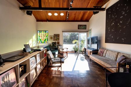 Casa à venda com 2 quartos, 146m² em Alto da Lapa, São Paulo