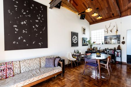 Casa à venda com 146m², 2 quartos e 1 vaga
