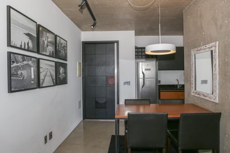 Apartamento para alugar com 70m², 2 quartos e 1 vagaSala