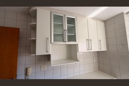 Apartamento para alugar com 3 quartos, 75m² em Setor Bueno, Goiânia