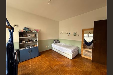 Apartamento à venda com 183m², 3 quartos e 1 vaga