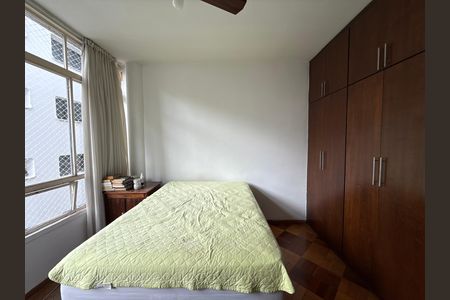 Apartamento à venda com 183m², 3 quartos e 1 vaga