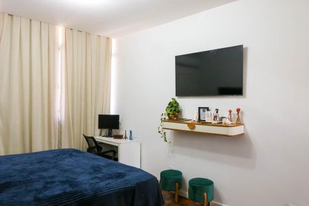 Casa para alugar com 600m², 4 quartos e 4 vagas Casa para alugar com 600m², 4 quartos e 4 vagasQuarto Suite - 2º Pavimento