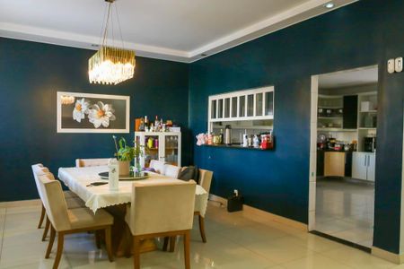 Casa para alugar com 600m², 4 quartos e 4 vagas Casa para alugar com 600m², 4 quartos e 4 vagasSala - 1º Pavimento