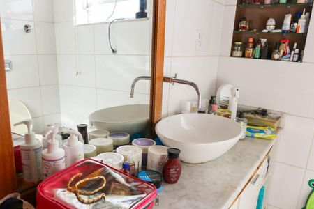 Casa para alugar com 600m², 4 quartos e 4 vagas Casa para alugar com 600m², 4 quartos e 4 vagasBanheiro Quarto Suite - 2º Pavimento