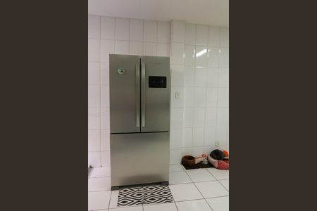 Casa para alugar com 600m², 4 quartos e 4 vagas Casa para alugar com 600m², 4 quartos e 4 vagasCozinha 1º Pavimento