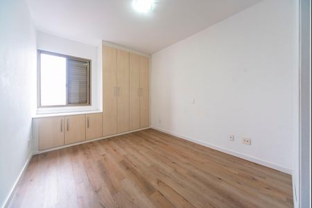 Apartamento para alugar com 100m², 3 quartos e 2 vagas Apartamento para alugar com 100m², 3 quartos e 2 vagasQuarto 3
