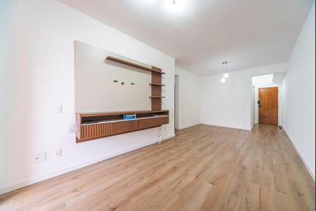 Sala de apartamento para alugar com 3 quartos, 100m² em Vila Bastos, Santo André