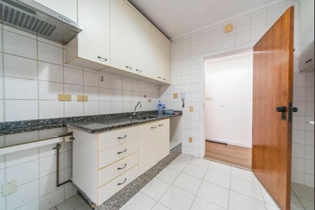 Apartamento para alugar com 100m², 3 quartos e 2 vagas Apartamento para alugar com 100m², 3 quartos e 2 vagasCozinha