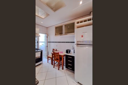 Apartamento para alugar com 65m², 2 quartos e 1 vaga Apartamento para alugar com 65m², 2 quartos e 1 vagaCozinha