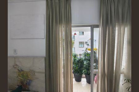 Apartamento à venda com 70m², 2 quartos e 1 vaga