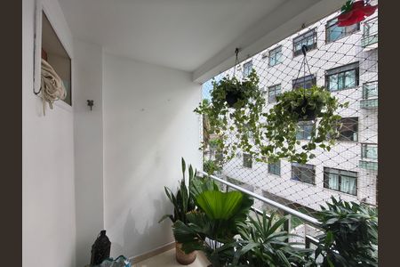 Apartamento à venda com 70m², 2 quartos e 1 vaga